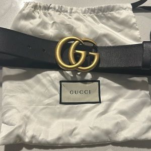 Gucci Black Toscano Leather GG Belt. Size 75.